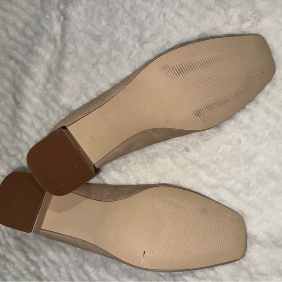 TALBOTS Elegant Tan Block Heel Pumps - Picture 5 of 9